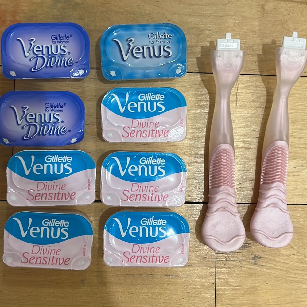 Venus Razers - Picture 3 of 7